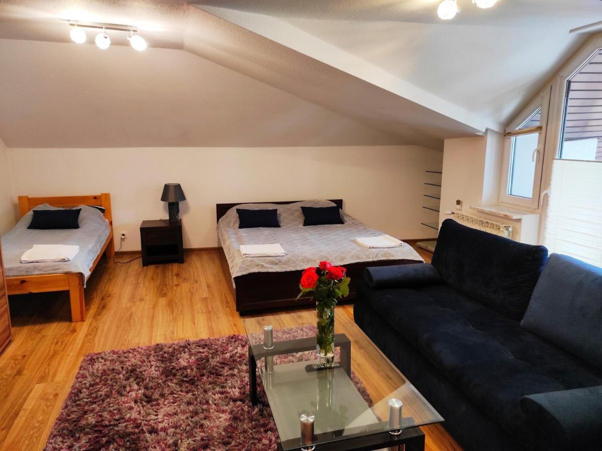 Hostel & Restauracja Santorini Bialystok Bagian luar foto