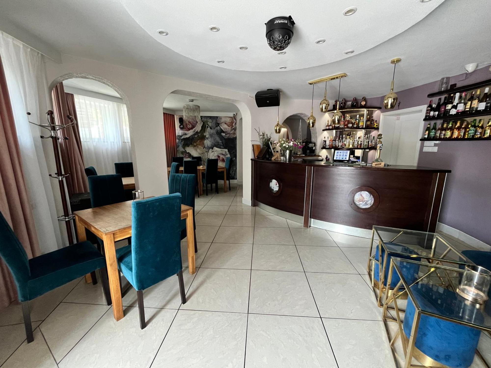 Hostel & Restauracja Santorini Bialystok Bagian luar foto