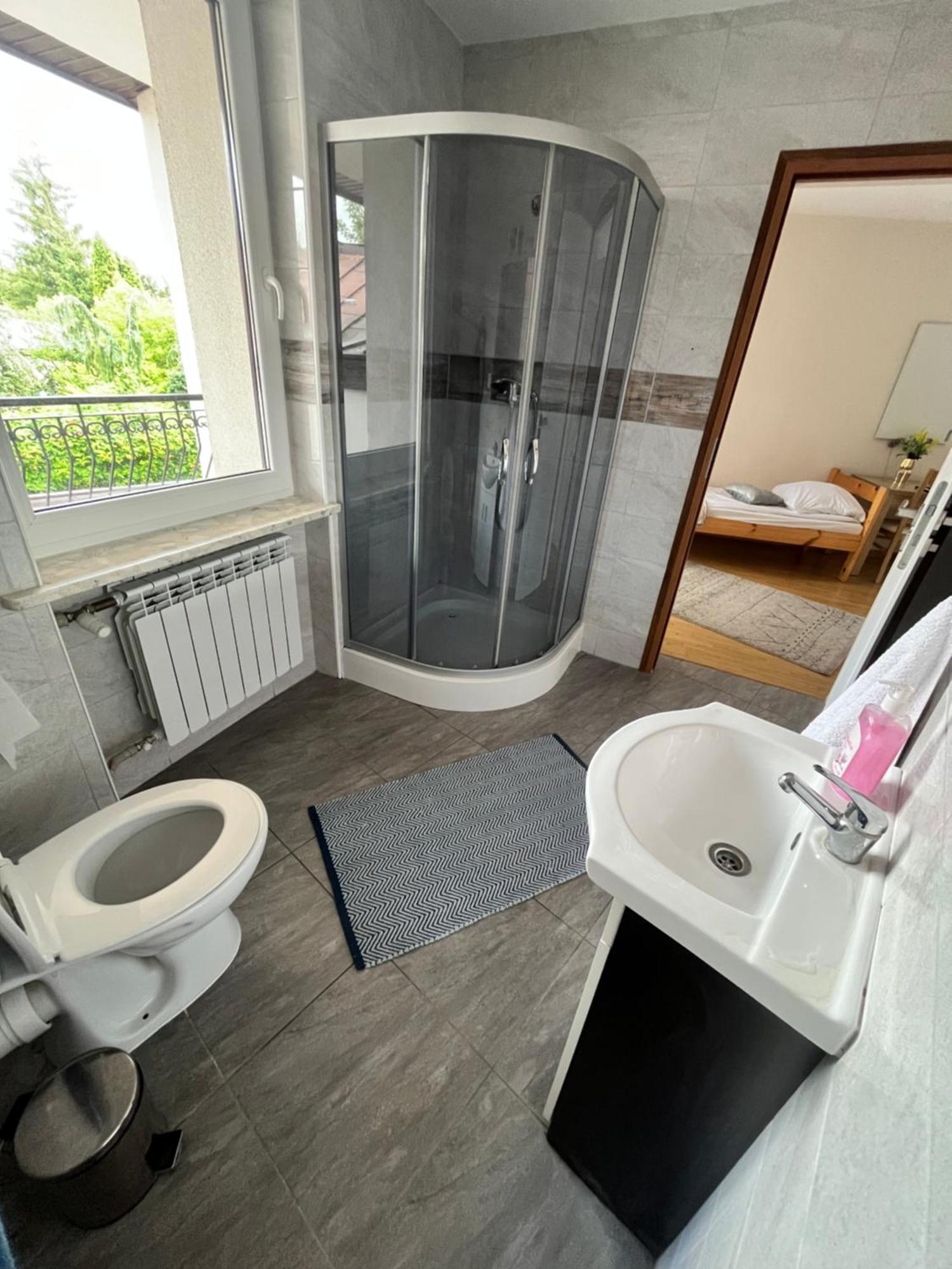 Hostel & Restauracja Santorini Bialystok Bagian luar foto