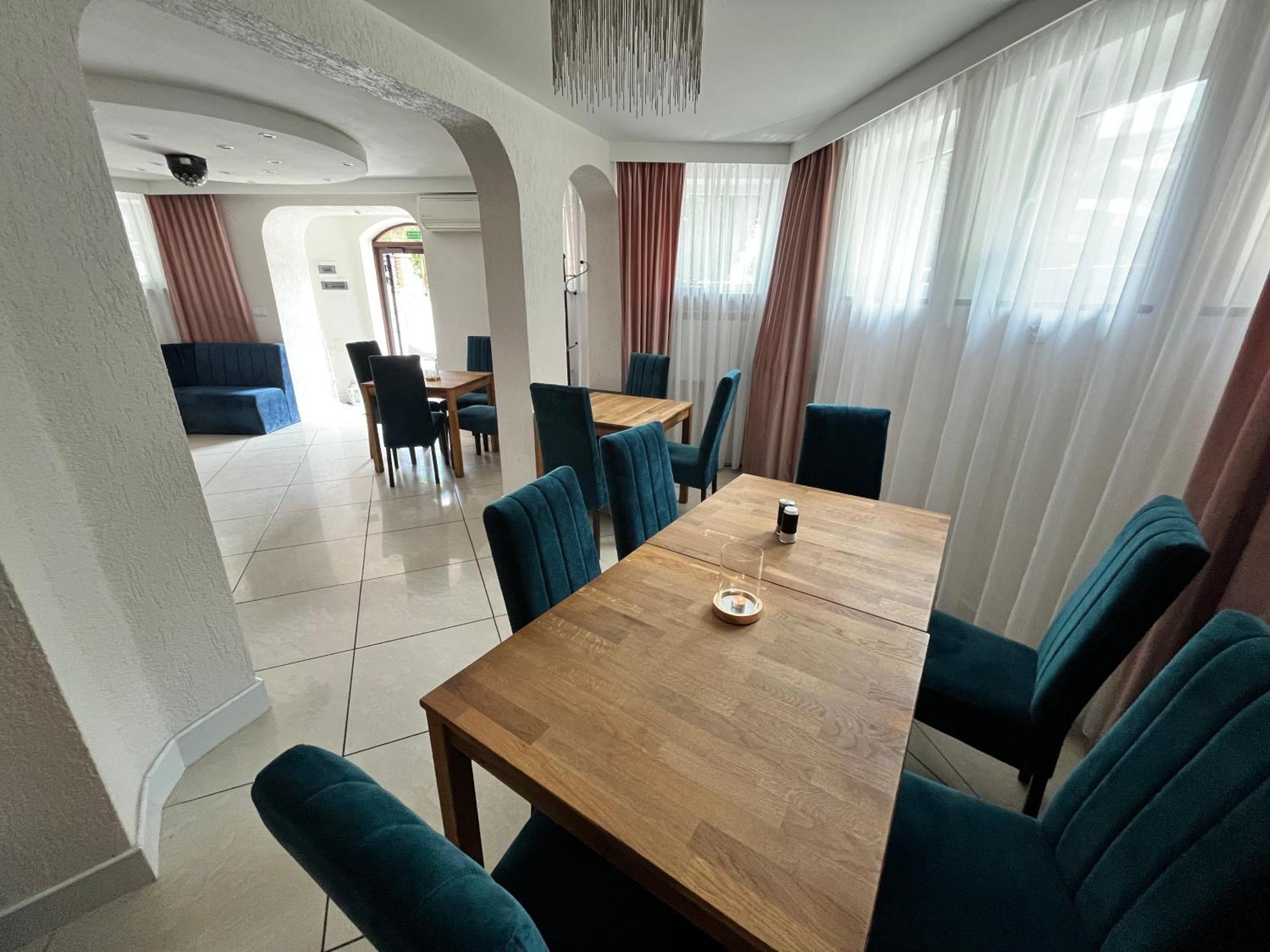 Hostel & Restauracja Santorini Bialystok Bagian luar foto