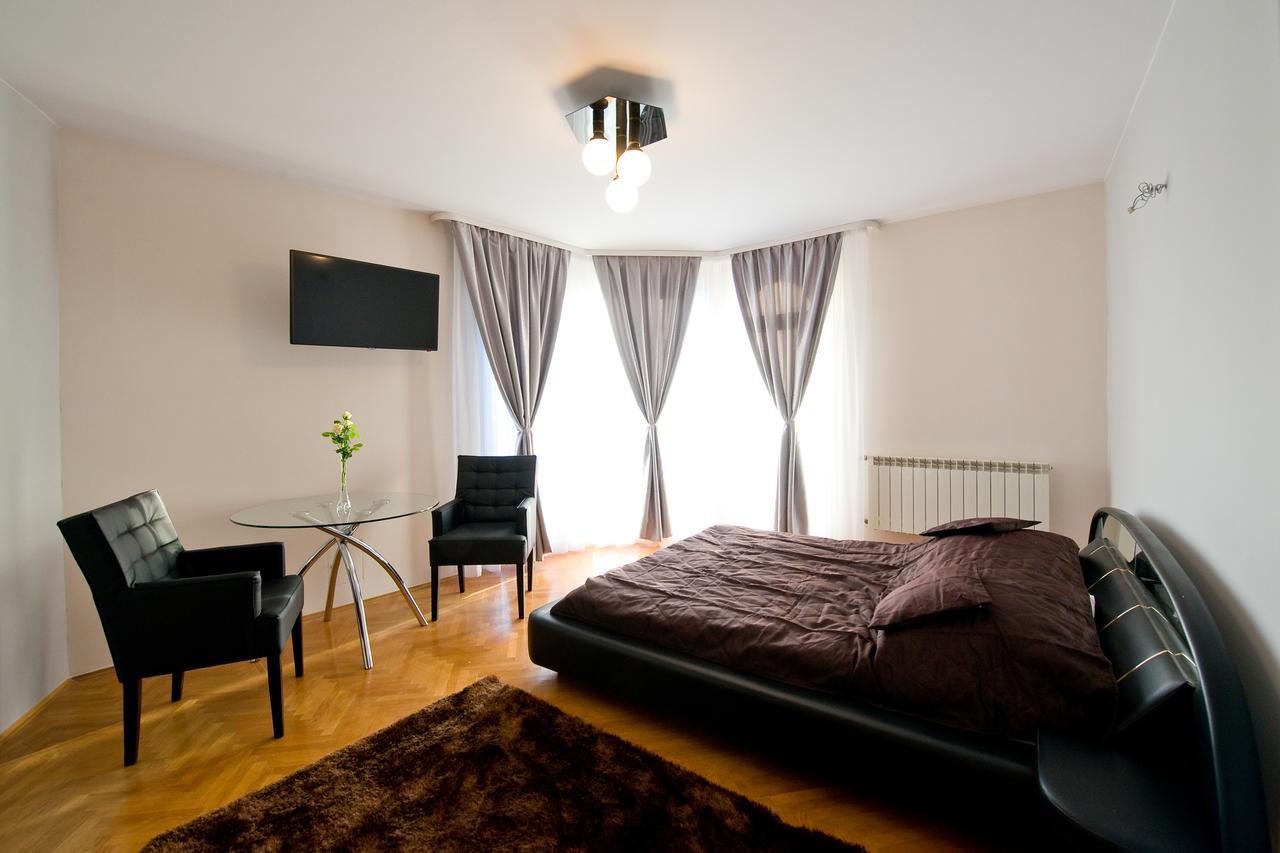 Hostel & Restauracja Santorini Bialystok Bagian luar foto